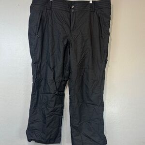 Columbia women’s plus size 2X Black Performance Cargo Snow Pants waterproof
